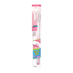 LION -- Systema Weak Gum Toothbrush